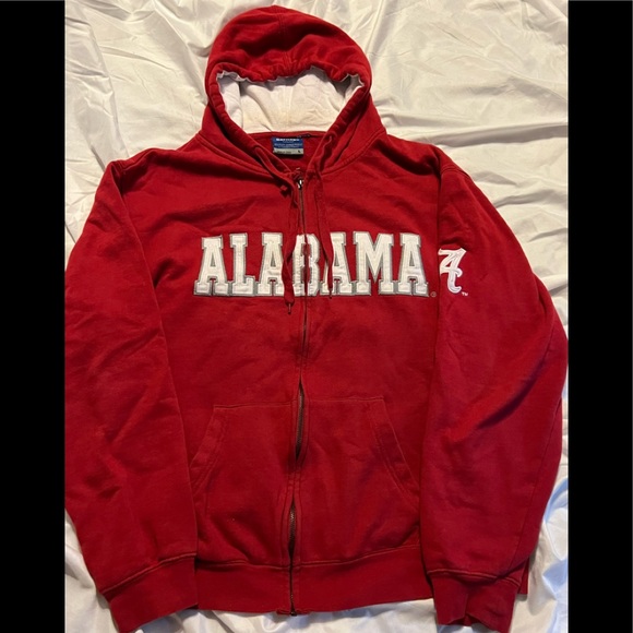 Campus Heritage Other - EUC Campus Heritage Collection sweatshirt. Size Large.